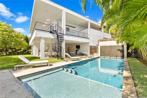 4914 Waa St, Honolulu, HI, 96821-1446 | Card Image