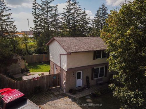 29 Balmoral Crt, Caledonia, ON, N3W1E6 | Card Image