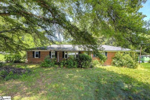 1105 E Georgia Road, Simpsonville, SC, 29681 | Card Image