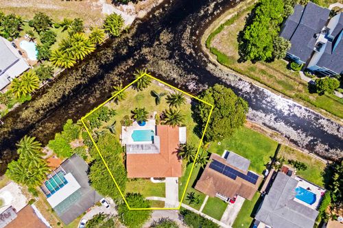4060 Lake Dr, Coconut Creek, FL, 33066-1855 | Card Image