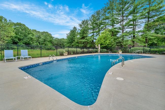 10 - 10 Fox Holw, Condo with 2 bedrooms, 3 bathrooms and 2 parking in Wayland MA | Image 36