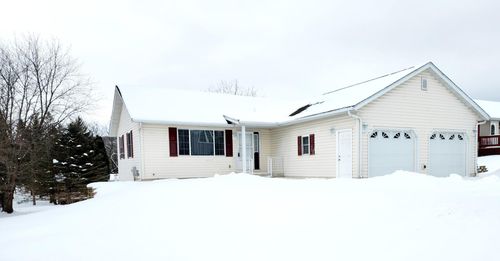 8700 Rollin Sunset Drive, Stockton, MN, 55987 | Card Image