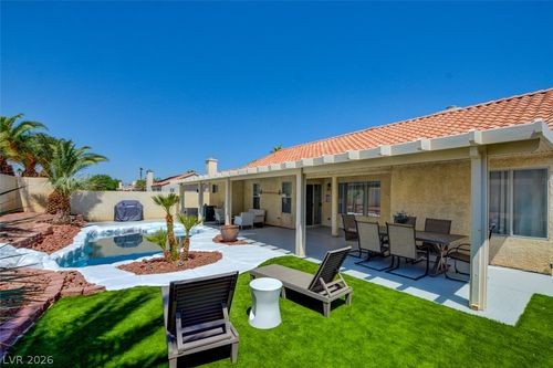 2729 Pinewood Ave, Henderson, NV, 89074-1249 | Card Image