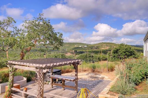 113 Southview Ln, Kendalia, TX, 78027-1903 | Card Image