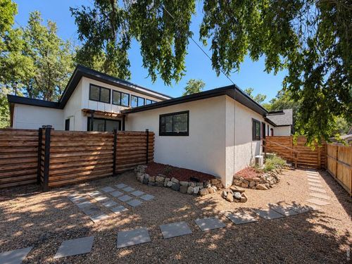 629 Stover St, Fort Collins, CO, 80524-3124 | Card Image