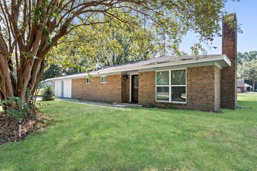 1237 E Wildwood Dr, Village Mills, TX, 77663 | Card Image