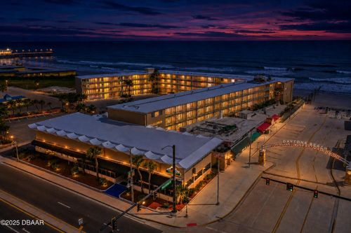 333-219 S Atlantic Ave, DAYTONA BEACH, FL, 32118-4303 | Card Image
