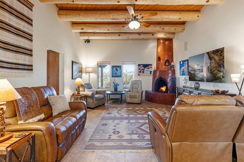 16 Cuesta Road, Santa Fe, NM, 87508 | Card Image