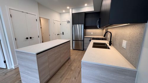 3xx-9xxx University Crescent, Burnaby, BC, V5A0H5 | Card Image