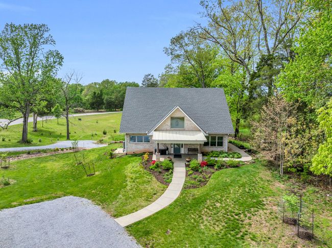 4122 Highway 49 W, House other with 5 bedrooms, 4 bathrooms and 2 parking in Vanleer TN | Image 4