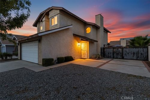 25280 Bay Ave, Moreno Valley, CA, 92553-4384 | Card Image