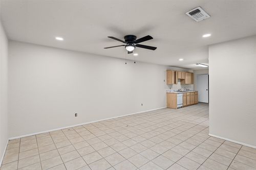 2720 James Rd, Granbury, TX, 76049-2928 | Card Image