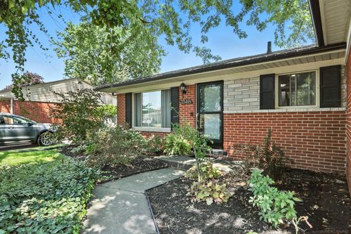 35418 Simco Dr, Clinton Twp, MI, 48035-2496 | Card Image