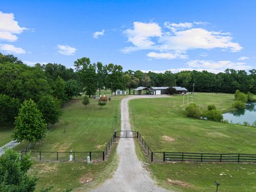 2284 Fm-858, Ben Wheeler, TX, 75754 | Card Image