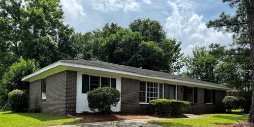 504 Woodrow Ave, Selma, AL, 36701-4739 | Card Image