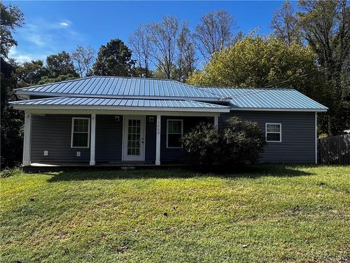 1020 Frank St, Mount Airy, NC, 27030-3614 | Card Image