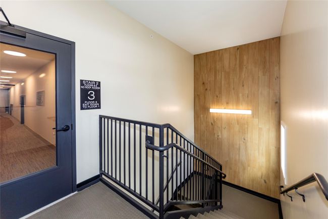 Convenient staircase at the side entrance. | Image 9