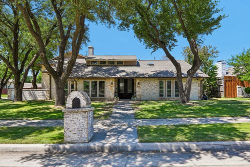 1501 Northland St, Carrollton, TX, 75006-1420 | Card Image