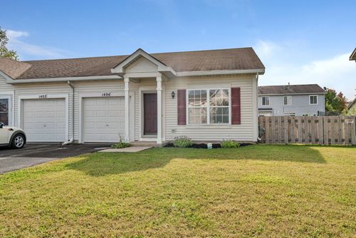 1404 Plantain Dr, Minooka, IL, 60447-8210 | Card Image