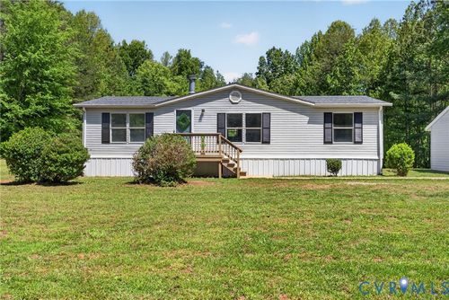 4055 Leigh Mountain Rd, Green Bay, VA, 23942-2448 | Card Image