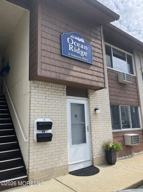 44-1 Osborne Pl, Sea Bright, NJ, 07760-2237 | Card Image