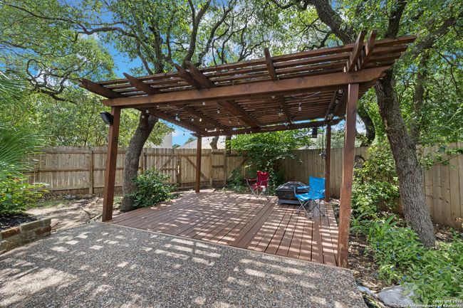 8902 Burnt Path, House other with 3 bedrooms, 3 bathrooms and null parking in Helotes TX | Image 24