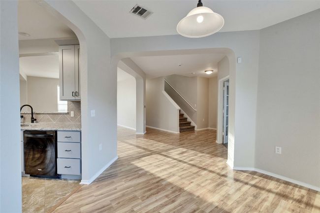 6305 Roseborough Dr, House other with 4 bedrooms, 3 bathrooms and 4 parking in Austin TX | Image 13