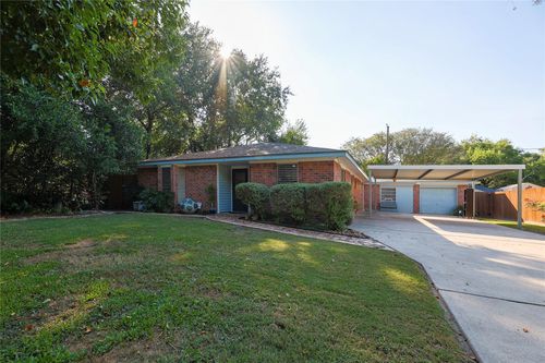 5004 Donald St, Seabrook, TX, 77586-1948 | Card Image