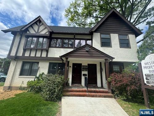60 Westervelt Ave, Tenafly, NJ, 07670-3201 | Card Image