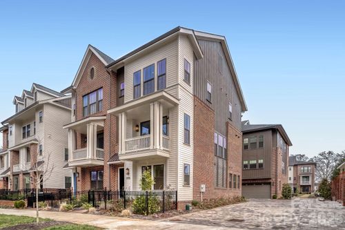 3115 Pinehurst Pl, Charlotte, NC, 28209-3101 | Card Image