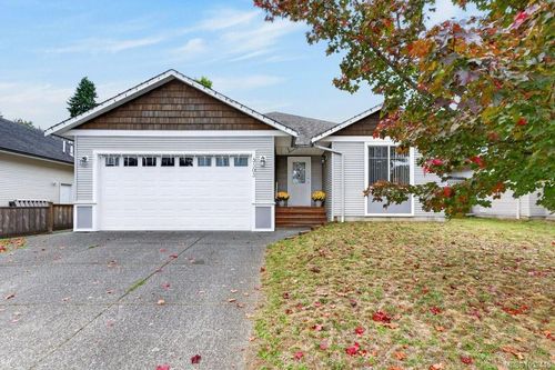 3303 Eighth St, Cumberland, BC, V0R1S0 | Card Image