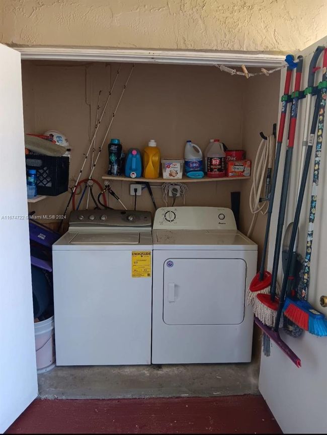 APT-108 - 18870 Nw 57 Th Ave, Condo with 2 bedrooms, 2 bathrooms and null parking in Hialeah FL | Image 5