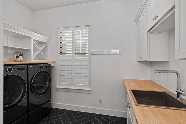 1104 Flint Ridge Trl, House other with 4 bedrooms, 5 bathrooms and null parking in Georgetown TX | Image 24