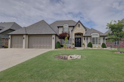 215 E 128th Street S, House other with 4 bedrooms, 3 bathrooms and null parking in Jenks OK | Image 1