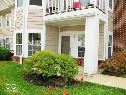 1070 Sedona Pass, Indianapolis, IN, 46280-2795 | Card Image