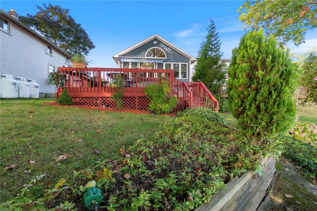 Spiegel Pkwy, North Rose, NY 14516