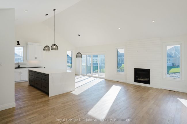 546 Algonquin Trail, House other with 2 bedrooms, 2 bathrooms and 4 parking in Grey ON | Image 22