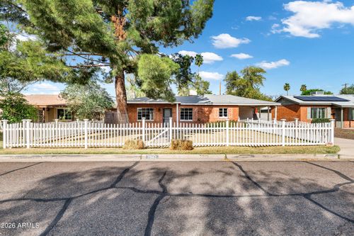 2842 E Cheery Lynn Road, Phoenix, AZ, 85016 | Card Image