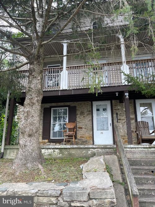 215 Chapel Ave, PARKESBURG, PA, 19365-1103 | Card Image