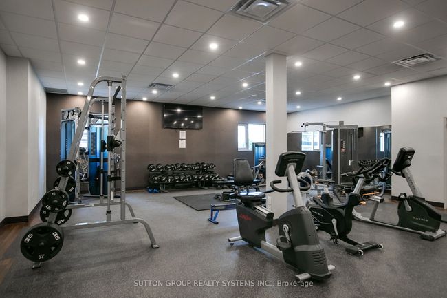 808 - 820 Burnhamthorpe Rd, Condo with 3 bedrooms, 2 bathrooms and 1 parking in Etobicoke ON | Image 39