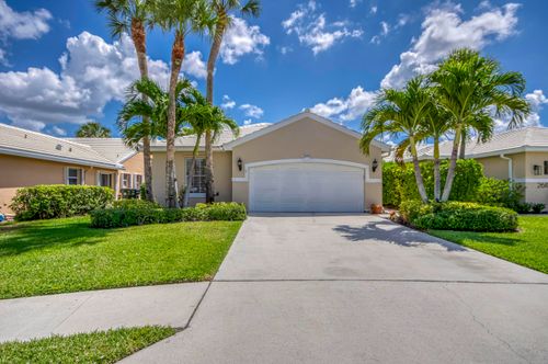 2600 Neaton Ct, Wellington, FL, 33414-8329 | Card Image