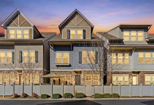 446 Cranleigh Rdg Se, Smyrna, GA, 30080-2008 | Card Image