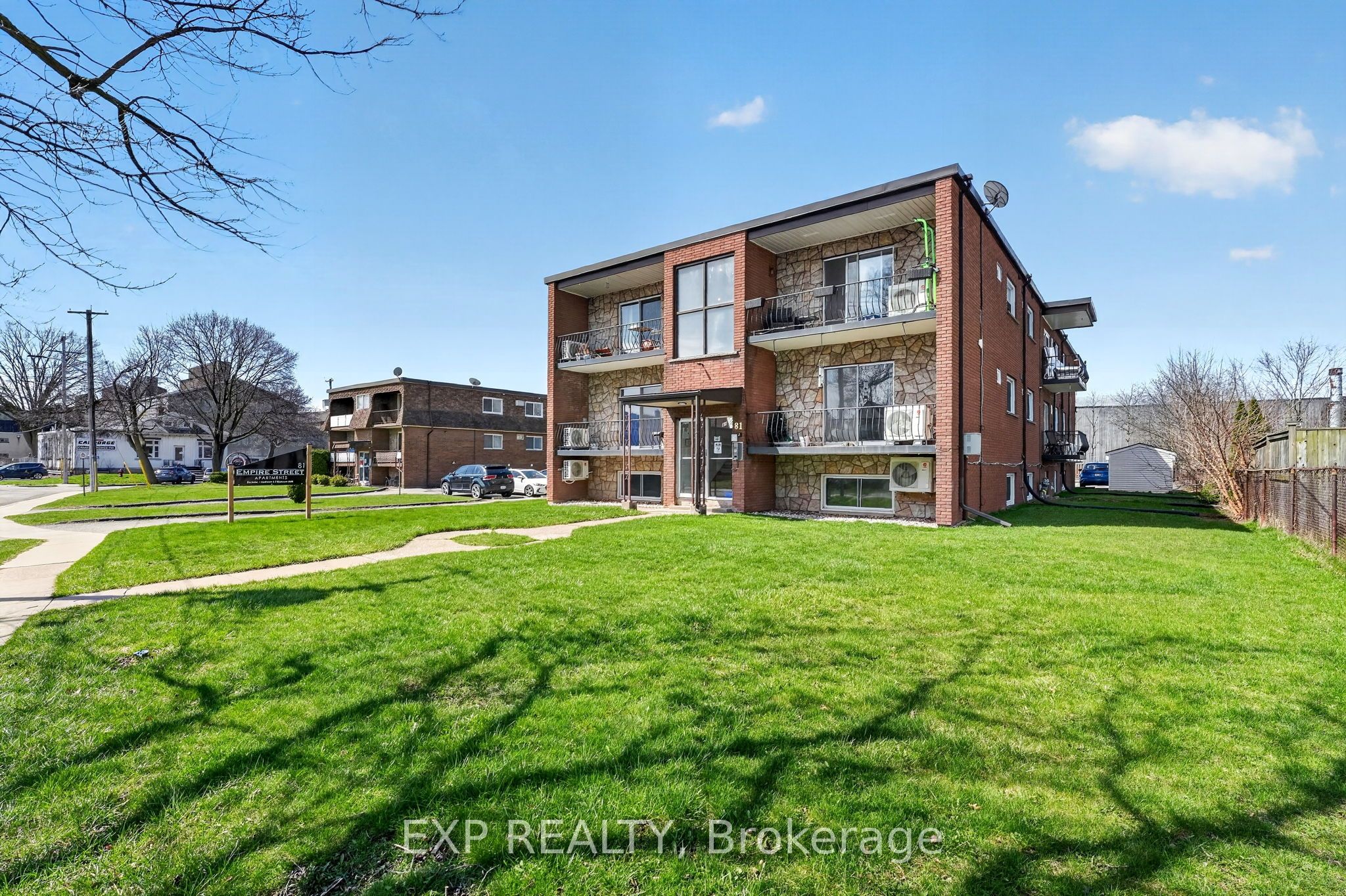 Commercial Sale in Welland 3