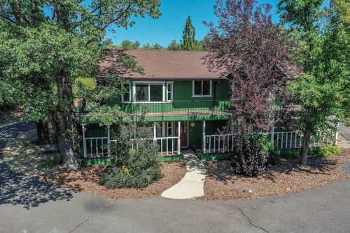 2435 College Ave, Weed, CA, 96094-9571 | Card Image