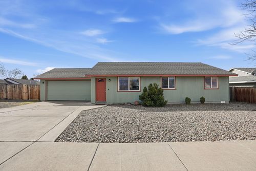 3302 Sw Reindeer Ave, Redmond, OR, 97756-8070 | Card Image