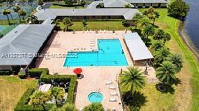 5260 Tiffany Anne Cir, House other with 2 bedrooms, 2 bathrooms and null parking in West Palm Beach FL | Image 27