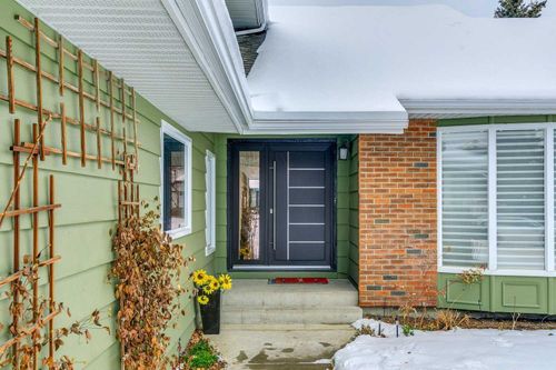 432 129 Ave Se, Calgary, AB, T2J4A9 | Card Image