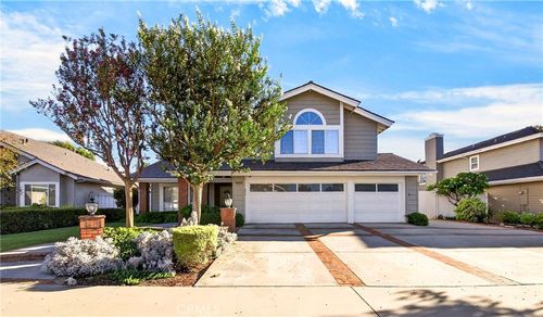 964 Finnell Way, Placentia, CA, 92870-4445 | Card Image
