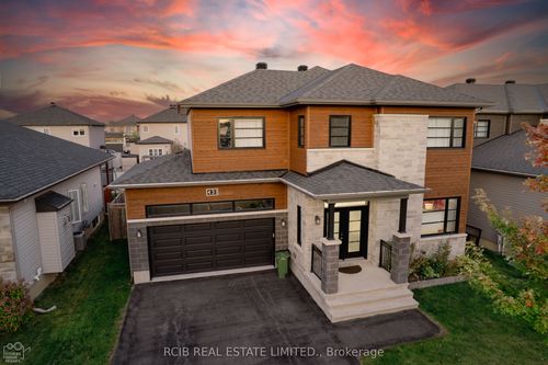 431 Provence Ave, Embrun, ON, K0A1W0 | Card Image