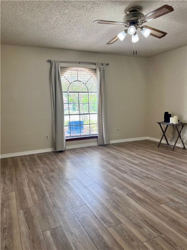 806 Dakota St, House other with 4 bedrooms, 3 bathrooms and 4 parking in Robstown TX | Image 5